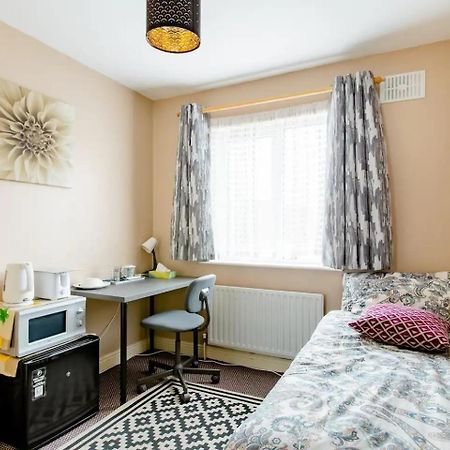 Cosy Single Private Room Near Dublin Airport Swords Ngoại thất bức ảnh